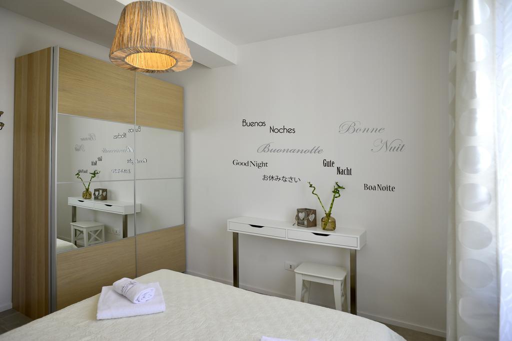 Ognissanti 67 Apartment ฟลอเรนซ์ ภายนอก รูปภาพ